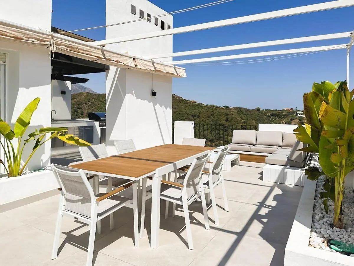 Rooftop Penthouse La Quinta Outdoor Kitchen Wifi Benahavis Apartment